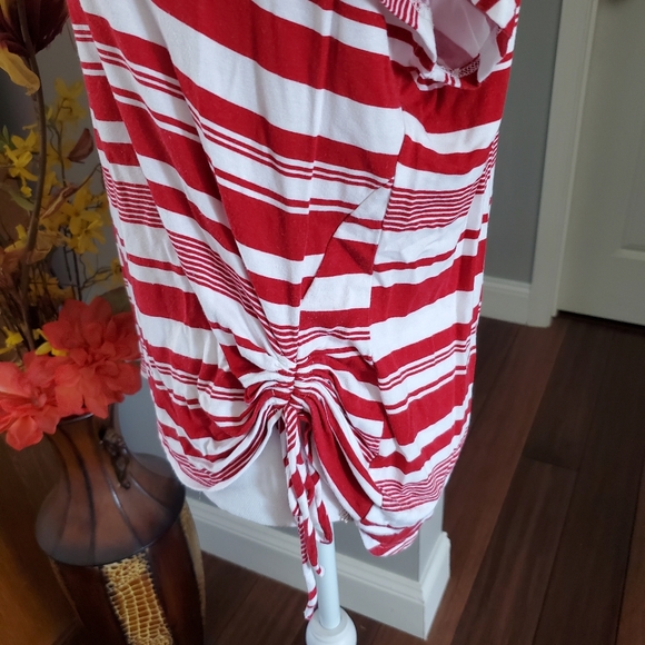 Jennie & Marlis ruched top - Picture 3 of 5